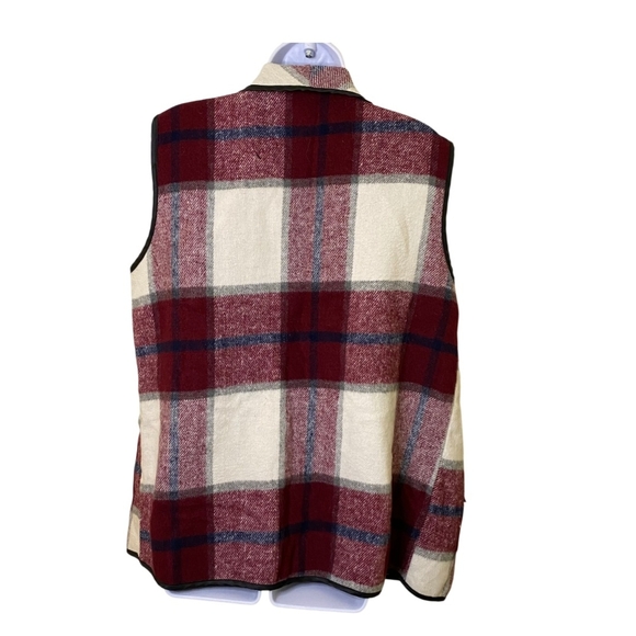 Plaid Open Front Vest - Red and White - Picture 3 of 10